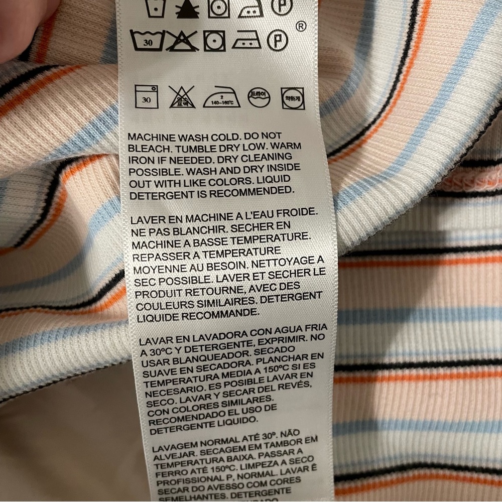 Levi’s Striped Tee - Picture 7 of 7